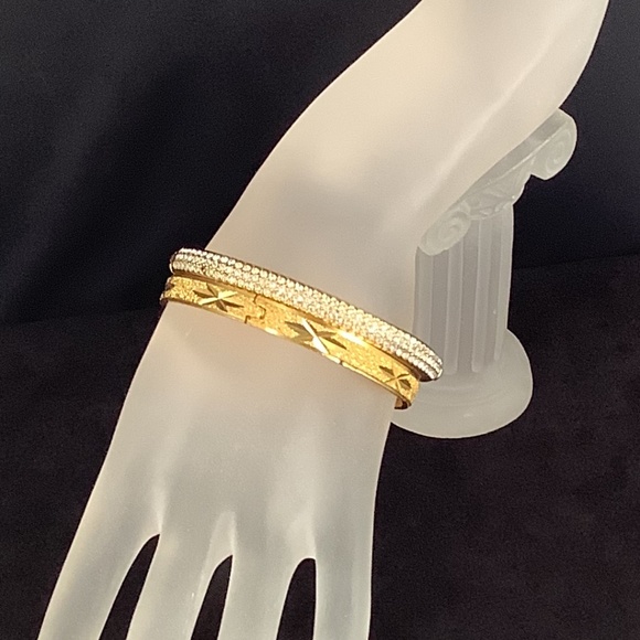 Womens Goldtone Crystal Hinge Bangle Set of 2 - Picture 11 of 13